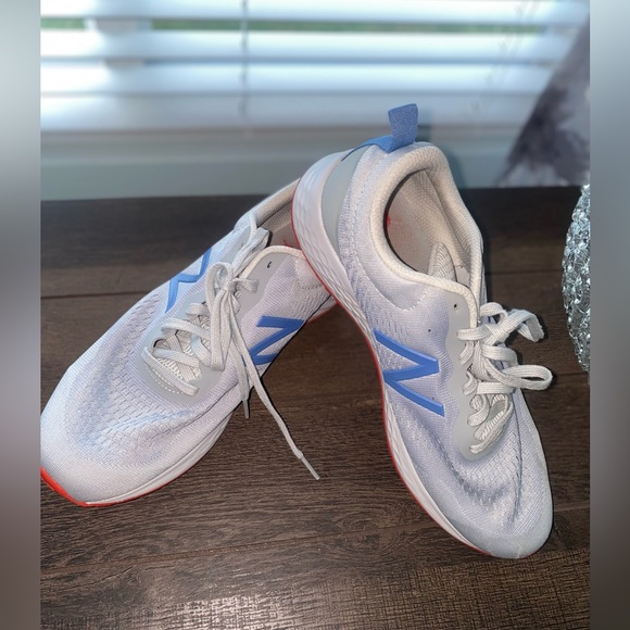 New Balance Fresh Foam Arishi V3 Running Course Shoes - Picture 11 of 16